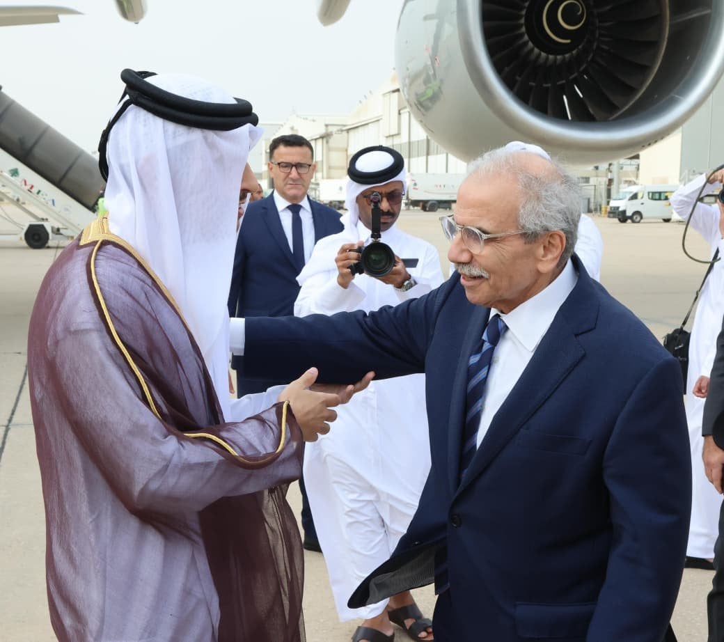 رئيس الحكومة القطرية وصل إلى لبنان وسيلتقي عون وبري وسلام